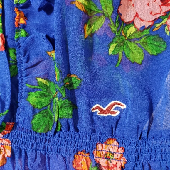 Hollister Sheer Garden Floral Top - Picture 8 of 9